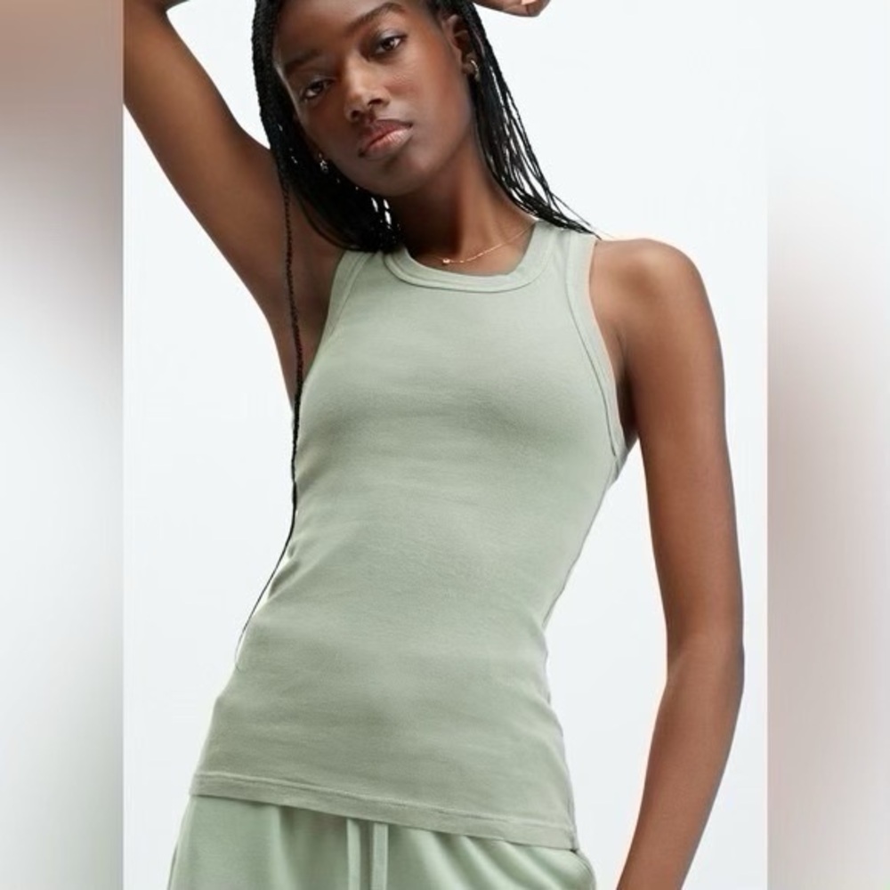 Fabletics Medium Cactus Green 100% Cotton Crewneck Tinsley Racerback Tank Top